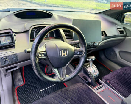 Черный Хонда Цивик, объемом двигателя 1.8 л и пробегом 165 тыс. км за 6999 $, фото 11 на Automoto.ua