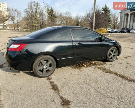Черный Хонда Цивик, объемом двигателя 1.8 л и пробегом 165 тыс. км за 6999 $, фото 7 на Automoto.ua