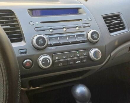 Черный Хонда Цивик, объемом двигателя 1.8 л и пробегом 204 тыс. км за 6200 $, фото 8 на Automoto.ua