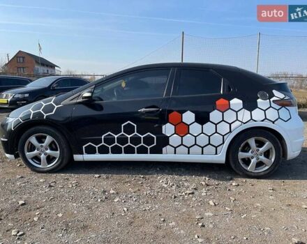 Чорний Хонда Сівік, об'ємом двигуна 1.3 л та пробігом 222 тис. км за 5990 $, фото 3 на Automoto.ua