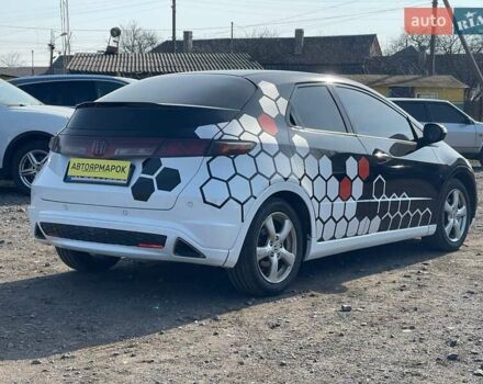 Чорний Хонда Сівік, об'ємом двигуна 1.3 л та пробігом 222 тис. км за 5990 $, фото 6 на Automoto.ua