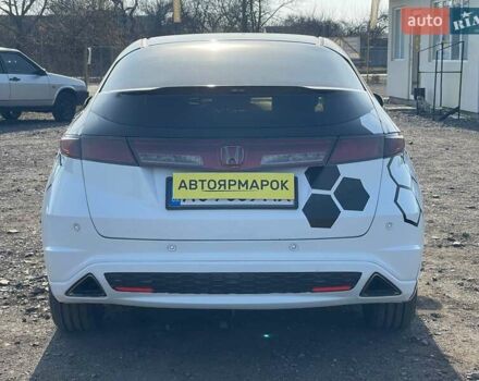 Чорний Хонда Сівік, об'ємом двигуна 1.3 л та пробігом 222 тис. км за 5990 $, фото 4 на Automoto.ua