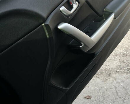 Черный Хонда Цивик, объемом двигателя 1.8 л и пробегом 161 тыс. км за 11800 $, фото 5 на Automoto.ua