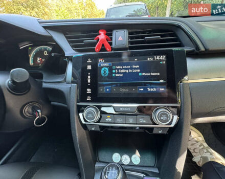 Черный Хонда Цивик, объемом двигателя 2 л и пробегом 72 тыс. км за 13500 $, фото 9 на Automoto.ua