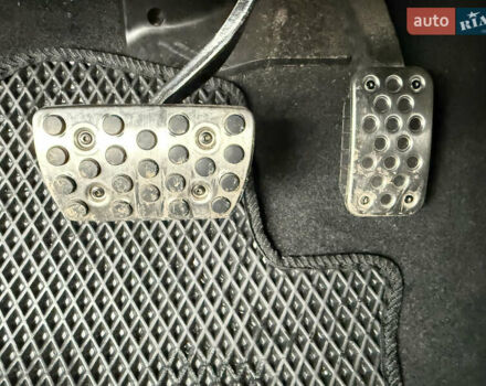 Чорний Хонда Сівік, об'ємом двигуна 2 л та пробігом 71 тис. км за 13900 $, фото 10 на Automoto.ua