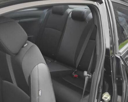 Чорний Хонда Сівік, об'ємом двигуна 2 л та пробігом 180 тис. км за 14400 $, фото 31 на Automoto.ua