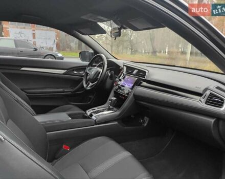 Черный Хонда Цивик, объемом двигателя 2 л и пробегом 181 тыс. км за 13900 $, фото 24 на Automoto.ua