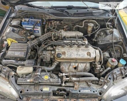Чорний Хонда Сівік, об'ємом двигуна 1.49 л та пробігом 451 тис. км за 2300 $, фото 4 на Automoto.ua