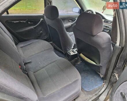 Черный Хонда Цивик, объемом двигателя 1.5 л и пробегом 500 тыс. км за 1950 $, фото 5 на Automoto.ua