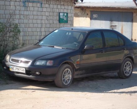 Черный Хонда Цивик, объемом двигателя 1.5 л и пробегом 500 тыс. км за 1950 $, фото 1 на Automoto.ua