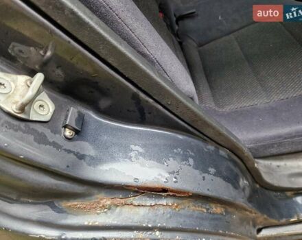 Черный Хонда Цивик, объемом двигателя 1.5 л и пробегом 500 тыс. км за 1950 $, фото 10 на Automoto.ua