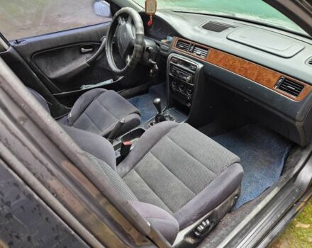 Черный Хонда Цивик, объемом двигателя 1.5 л и пробегом 500 тыс. км за 1950 $, фото 6 на Automoto.ua