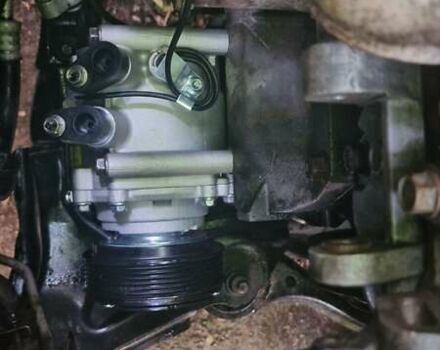 Чорний Хонда Сівік, об'ємом двигуна 1.7 л та пробігом 250 тис. км за 3900 $, фото 5 на Automoto.ua