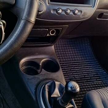 Черный Хонда Цивик, объемом двигателя 1.6 л и пробегом 265 тыс. км за 5500 $, фото 7 на Automoto.ua