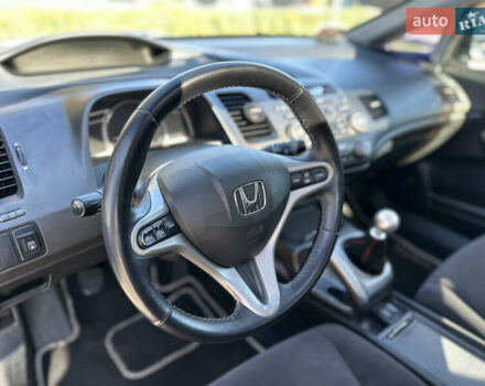 Черный Хонда Цивик, объемом двигателя 1.8 л и пробегом 324 тыс. км за 5800 $, фото 35 на Automoto.ua