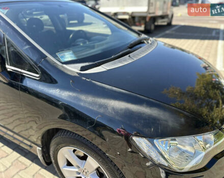 Черный Хонда Цивик, объемом двигателя 1.8 л и пробегом 324 тыс. км за 5800 $, фото 33 на Automoto.ua