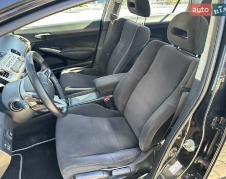 Черный Хонда Цивик, объемом двигателя 1.8 л и пробегом 324 тыс. км за 5800 $, фото 16 на Automoto.ua