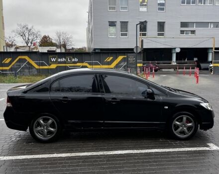 Черный Хонда Цивик, объемом двигателя 1.8 л и пробегом 2 тыс. км за 6000 $, фото 2 на Automoto.ua