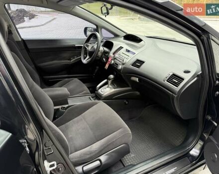 Черный Хонда Цивик, объемом двигателя 1.8 л и пробегом 285 тыс. км за 6200 $, фото 28 на Automoto.ua