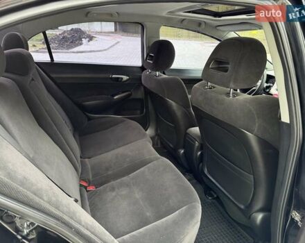 Черный Хонда Цивик, объемом двигателя 1.8 л и пробегом 285 тыс. км за 6200 $, фото 30 на Automoto.ua