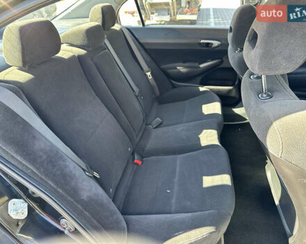 Черный Хонда Цивик, объемом двигателя 1.8 л и пробегом 324 тыс. км за 5800 $, фото 19 на Automoto.ua