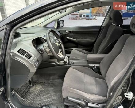 Черный Хонда Цивик, объемом двигателя 1.8 л и пробегом 285 тыс. км за 6200 $, фото 33 на Automoto.ua