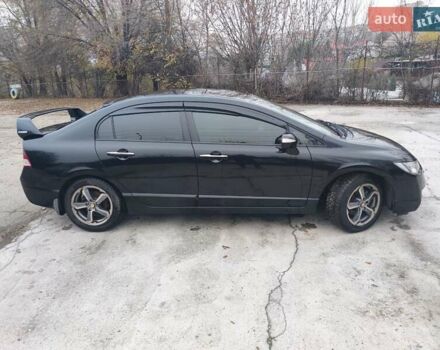 Черный Хонда Цивик, объемом двигателя 1.8 л и пробегом 197 тыс. км за 6999 $, фото 4 на Automoto.ua