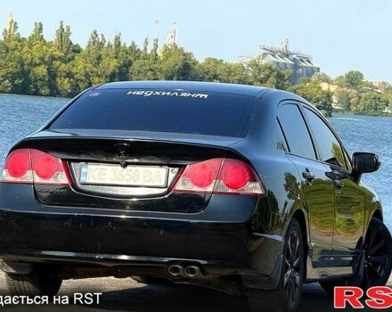 Чорний Хонда Сівік, об'ємом двигуна 1.8 л та пробігом 291 тис. км за 5500 $, фото 2 на Automoto.ua