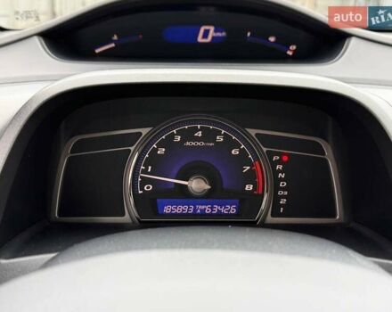 Чорний Хонда Сівік, об'ємом двигуна 1.8 л та пробігом 185 тис. км за 7200 $, фото 21 на Automoto.ua