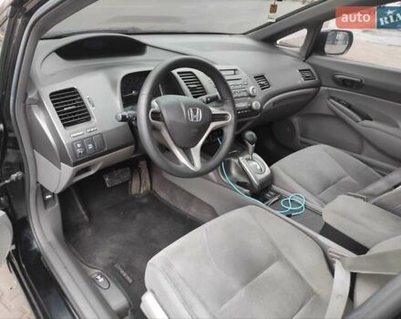 Черный Хонда Цивик, объемом двигателя 1.8 л и пробегом 202 тыс. км за 6600 $, фото 8 на Automoto.ua