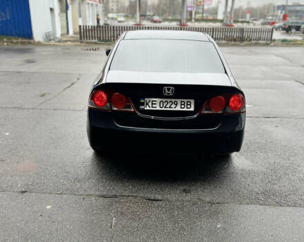 Черный Хонда Цивик, объемом двигателя 1.8 л и пробегом 260 тыс. км за 5999 $, фото 4 на Automoto.ua
