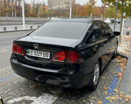 Черный Хонда Цивик, объемом двигателя 1.8 л и пробегом 265 тыс. км за 5200 $, фото 5 на Automoto.ua