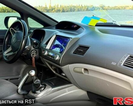 Чорний Хонда Сівік, об'ємом двигуна 1.8 л та пробігом 291 тис. км за 5500 $, фото 4 на Automoto.ua