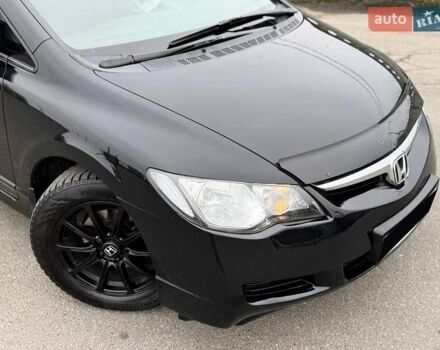 Чорний Хонда Сівік, об'ємом двигуна 1.8 л та пробігом 185 тис. км за 7200 $, фото 2 на Automoto.ua