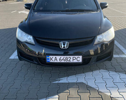 Черный Хонда Цивик, объемом двигателя 1.8 л и пробегом 398 тыс. км за 4999 $, фото 1 на Automoto.ua