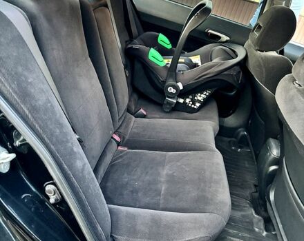 Черный Хонда Цивик, объемом двигателя 1.8 л и пробегом 206 тыс. км за 6200 $, фото 3 на Automoto.ua