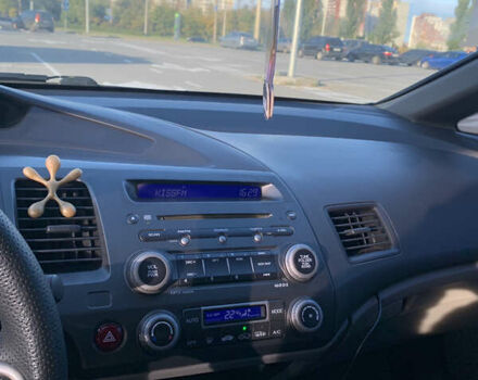 Черный Хонда Цивик, объемом двигателя 1.8 л и пробегом 398 тыс. км за 4999 $, фото 12 на Automoto.ua