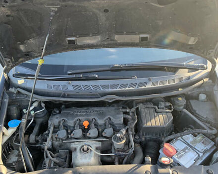 Черный Хонда Цивик, объемом двигателя 1.8 л и пробегом 398 тыс. км за 4999 $, фото 13 на Automoto.ua