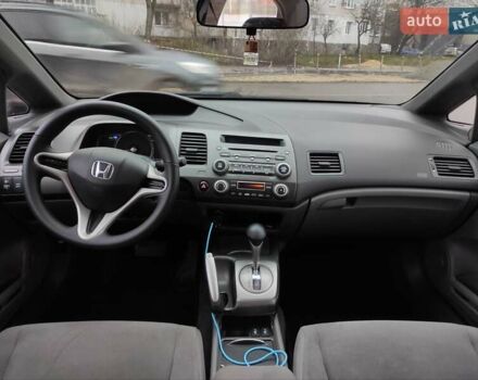 Черный Хонда Цивик, объемом двигателя 1.8 л и пробегом 202 тыс. км за 6600 $, фото 6 на Automoto.ua