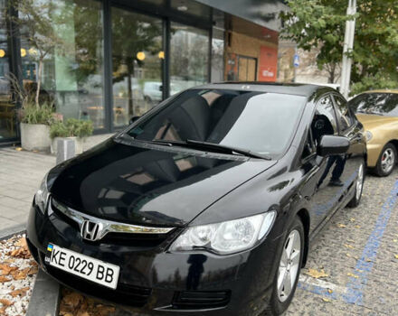 Черный Хонда Цивик, объемом двигателя 1.8 л и пробегом 265 тыс. км за 5200 $, фото 1 на Automoto.ua