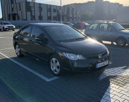 Черный Хонда Цивик, объемом двигателя 1.8 л и пробегом 398 тыс. км за 4999 $, фото 6 на Automoto.ua