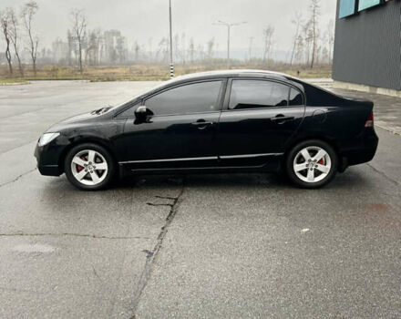 Черный Хонда Цивик, объемом двигателя 1.8 л и пробегом 260 тыс. км за 5999 $, фото 6 на Automoto.ua