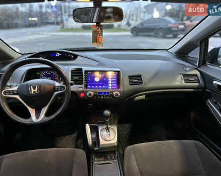 Черный Хонда Цивик, объемом двигателя 1.8 л и пробегом 244 тыс. км за 6700 $, фото 9 на Automoto.ua