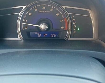 Черный Хонда Цивик, объемом двигателя 1.8 л и пробегом 365 тыс. км за 5200 $, фото 4 на Automoto.ua