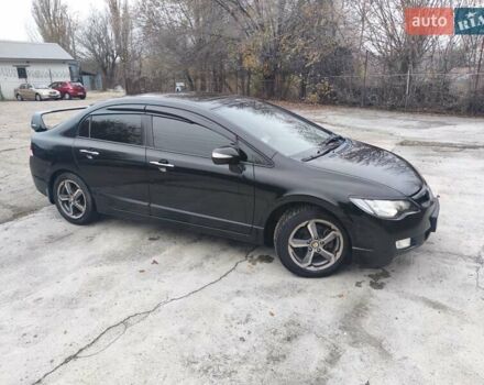 Черный Хонда Цивик, объемом двигателя 1.8 л и пробегом 197 тыс. км за 6999 $, фото 3 на Automoto.ua