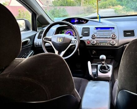 Черный Хонда Цивик, объемом двигателя 1.8 л и пробегом 206 тыс. км за 6200 $, фото 5 на Automoto.ua