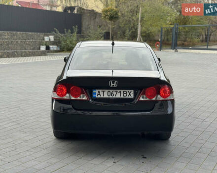 Черный Хонда Цивик, объемом двигателя 1.3 л и пробегом 420 тыс. км за 4400 $, фото 5 на Automoto.ua