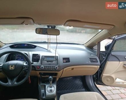 Черный Хонда Цивик, объемом двигателя 1.8 л и пробегом 246 тыс. км за 5950 $, фото 12 на Automoto.ua