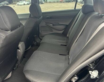 Черный Хонда Цивик, объемом двигателя 1.8 л и пробегом 263 тыс. км за 6299 $, фото 4 на Automoto.ua