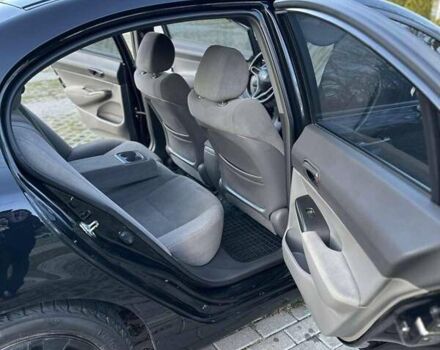 Черный Хонда Цивик, объемом двигателя 1.8 л и пробегом 183 тыс. км за 6500 $, фото 13 на Automoto.ua